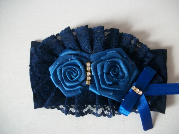 Faixa rosas de cetim