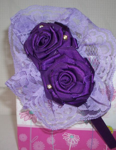 Tiara rosas de cetim